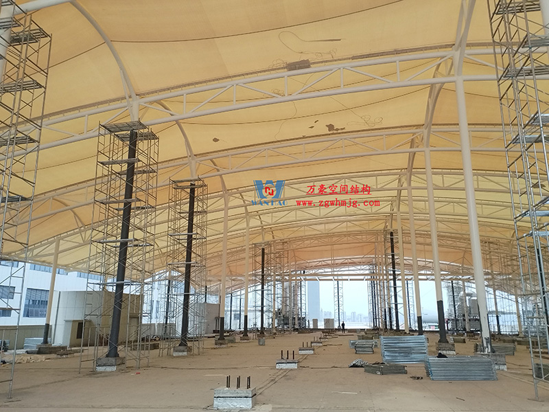 浙江真愛毯業(yè)科技有限公司廠房三屋面膜結(jié)構(gòu)工程完工大吉！