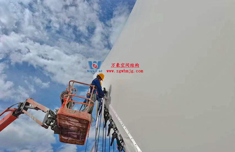 陜西定邊馬蓮灘沙漠公園鋼膜結(jié)構(gòu)工程“奮力快跑”，工程“進(jìn)度條”刷新了!