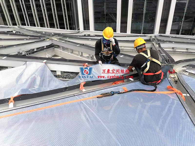 縱使烈日炎炎，腳步從未止歇！海南這個(gè)ETFE氣枕膜項(xiàng)目施工進(jìn)度有最新消息