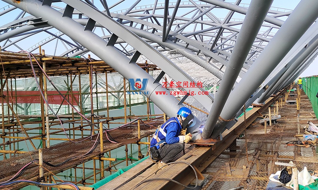 全力以赴高效推進(jìn)項(xiàng)目施工，高質(zhì)量完成建設(shè)任務(wù)