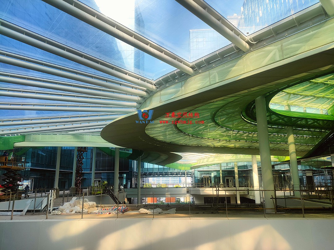 驚艷決絕的商業(yè)街膜結構天幕 驚艷決絕的商業(yè)街膜結構天幕