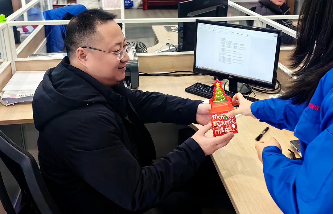 關(guān)愛員工，愛在萬豪|暖心平安夜，傳遞“蘋”安幸福