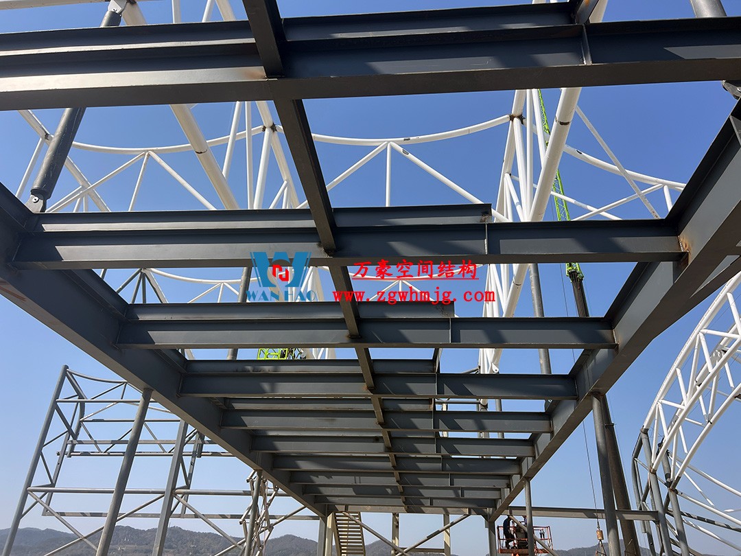 馭風逐沙，織就賽道美學——比亞迪紹興嵊州賽車場干拔沙坡觀景平臺鋼膜結構