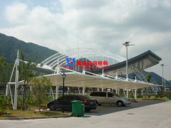 膜結(jié)構(gòu)車棚基礎(chǔ)知識(shí)介紹|膜結(jié)構(gòu)車棚常見問題及解決方案