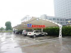 膜結(jié)構(gòu)車棚膜材熱合工藝是怎樣的？需要注意哪些事項？