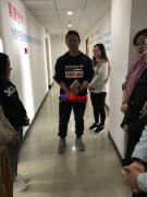 萬豪膜結構福利：給新婚同事發(fā)大紅包